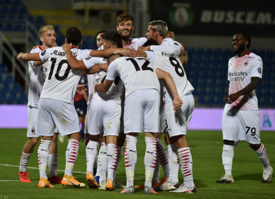 意甲-AC米兰2-0克罗托内开季两连胜 凯西点射迪亚斯破门