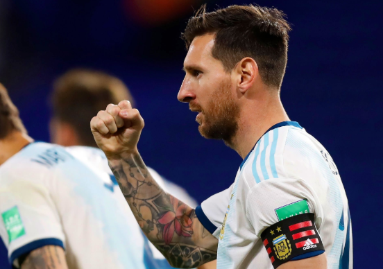 世预赛-阿根廷1-0小胜厄瓜多尔 梅西点射+制造1000球