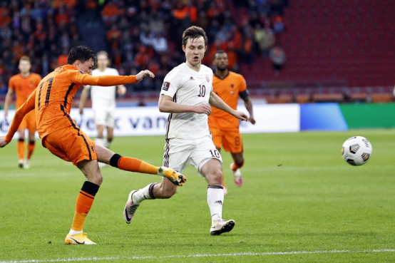 世预赛-荷兰主场2-0战胜拉脱维亚 吕克-德容破门飞翼世界波
