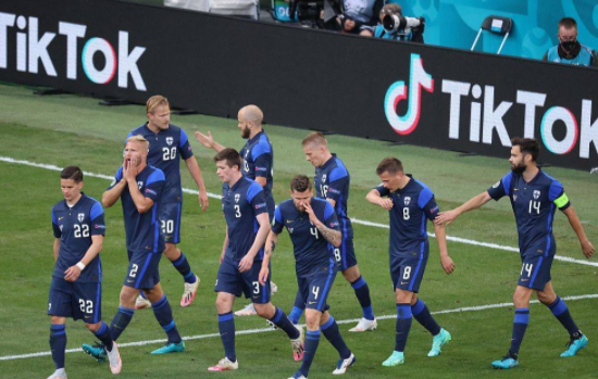 欧洲杯-芬兰1-0战胜丹麦 霍伊别尔失点波赫扬帕洛破门