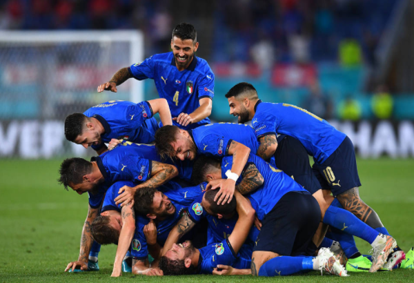 欧洲杯-意大利3-0瑞士提前出线 洛卡特利梅开二度 因莫比莱建功