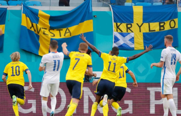 欧洲杯-瑞典1-0斯洛伐克 福斯贝里点射伊萨克失良机