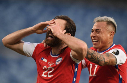 美洲杯-智利1-0战胜玻利维亚 巴尔加斯助攻布里尔顿建功