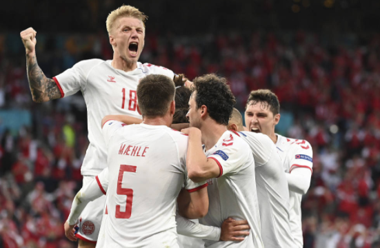 欧洲杯-丹麦4-1大胜俄罗斯排小组第二 波尔森破门克里斯滕森建功