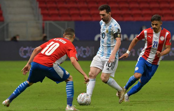 美洲杯-阿根廷1-0提前出线 梅西策动戈麦斯单刀破门