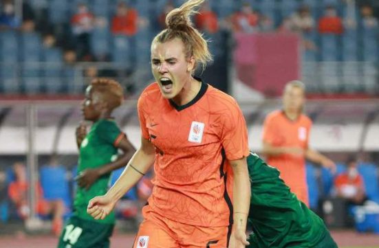 奥运会-荷兰女足10-3大胜赞比亚创纪录 上海队外援戴帽