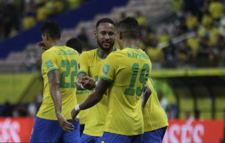 世预赛-内马尔造4球苏亚雷斯破门 巴西4-1乌拉圭
