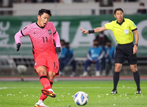 世预赛-韩国1-0小胜阿联酋 孙兴慜一条龙中柱黄喜灿点射
