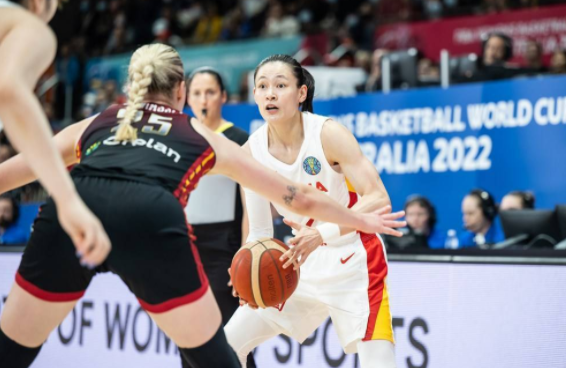女篮世界杯-中国女篮81-55大胜比利时锁定小组第二 李梦16分