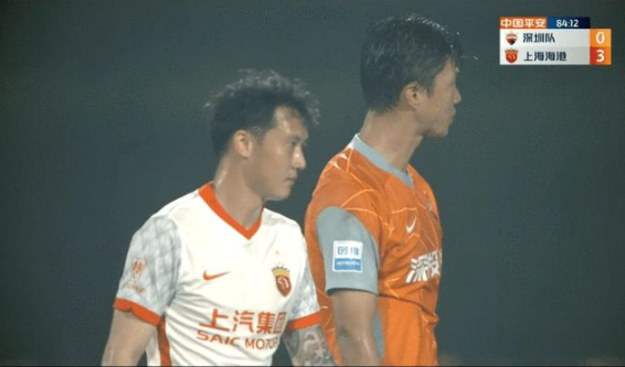 中超-海港3-0深圳联赛三连胜 武磊8场8球吕文君、王燊超破门